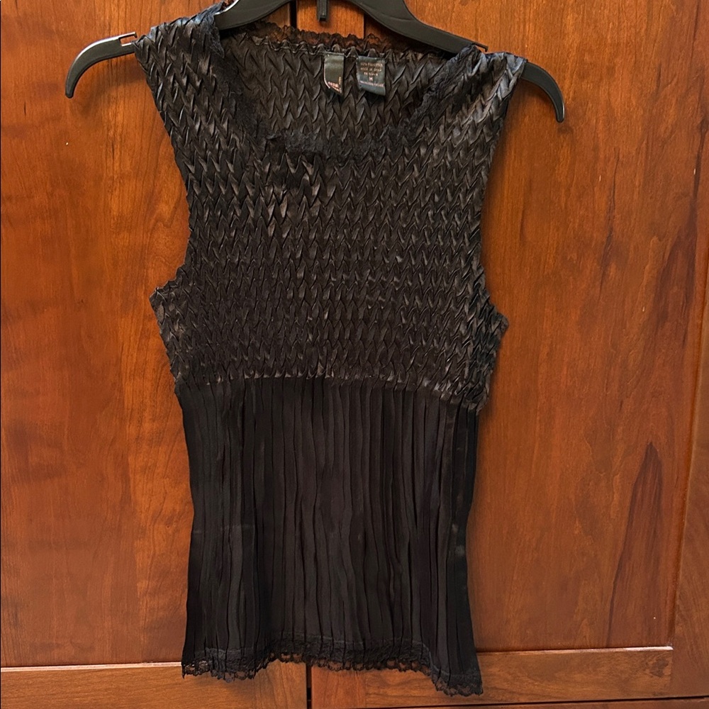 NWOT Sexy Stretch Elegant Black Sleeveless Top M
